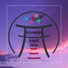 Load image into Gallery viewer, Korean Treat Box
